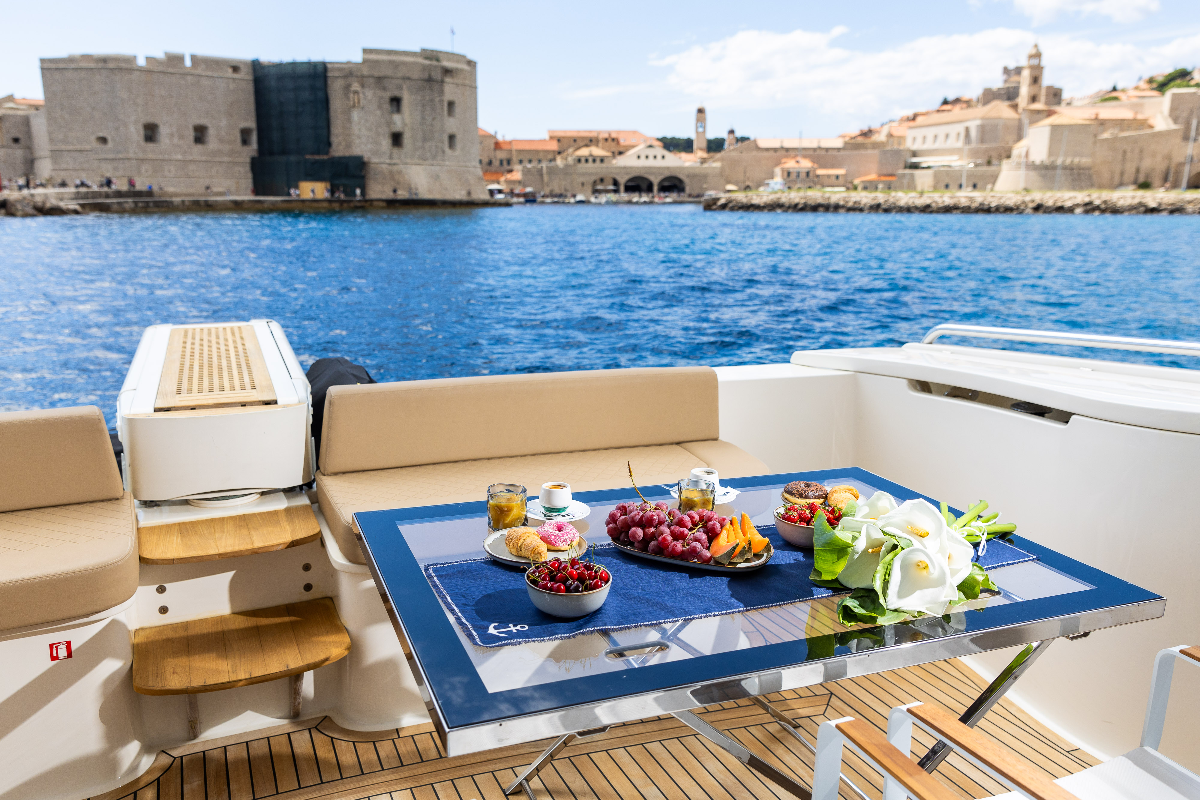 Jeanneau Prestige 440 'Amica'