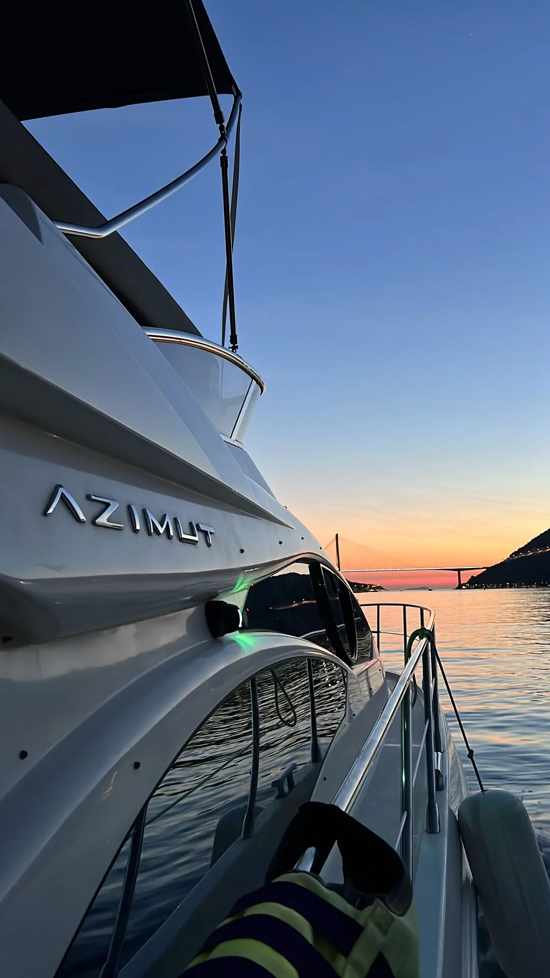 A bespoke event at sunset on a private yacht